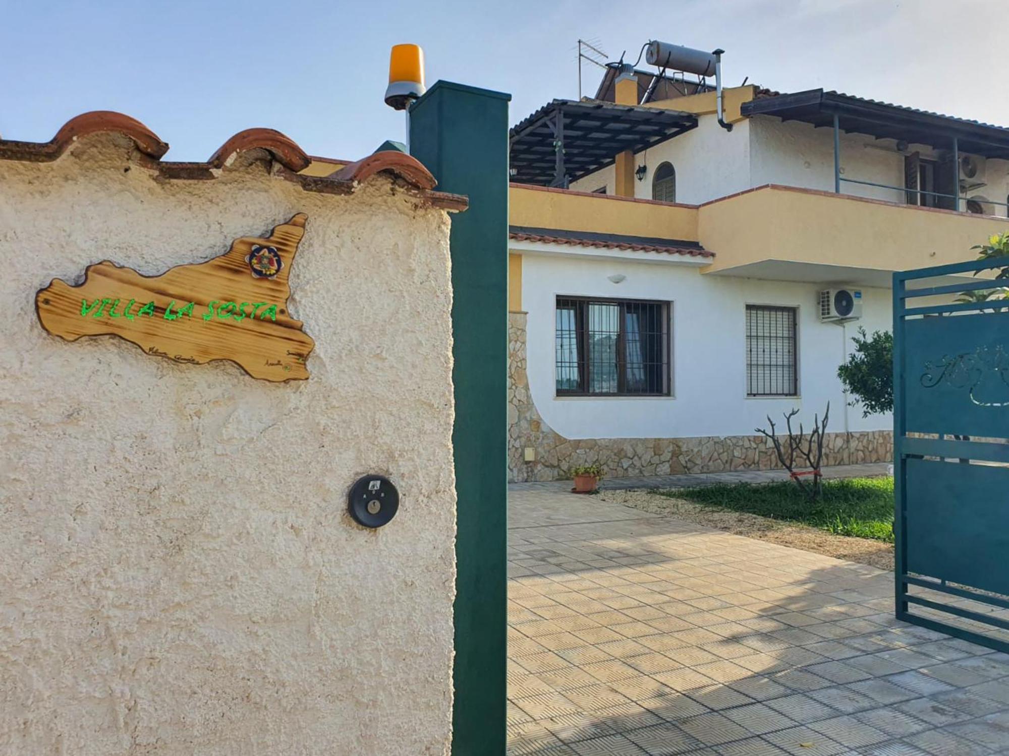 Villa La Sosta - 150M Dal Mare - Patio Privato E Areal Relax 阿雷内拉 外观 照片